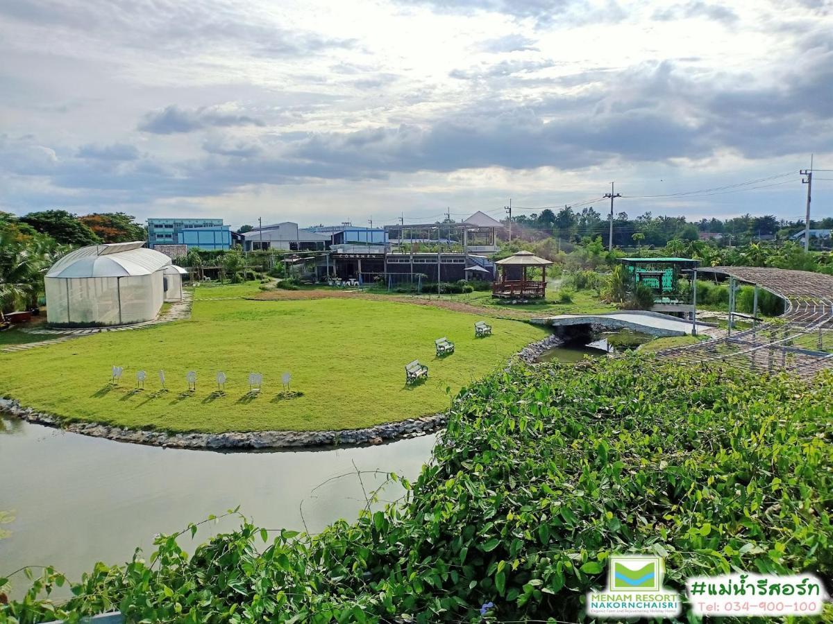 Menam Resort Nakhon Pathom Exterior photo